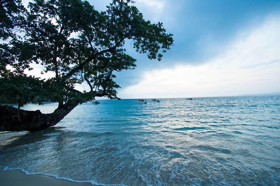 Mentawai Ebay Playground Surfcamp Villa Masokut Bagian luar foto